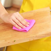 Làm sạch và khử trùng
